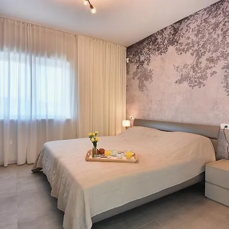 Villa Eia *